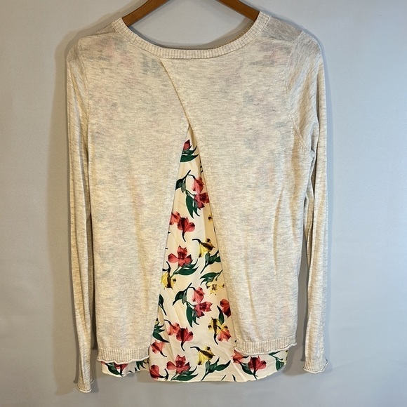 Merona Womens  Sweater Size SP Knit Long Sleeve Flower Fabric Layered Back Tan - Picture 4 of 15